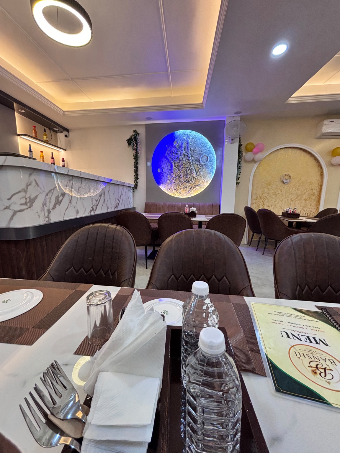 Banshi restaurant interior